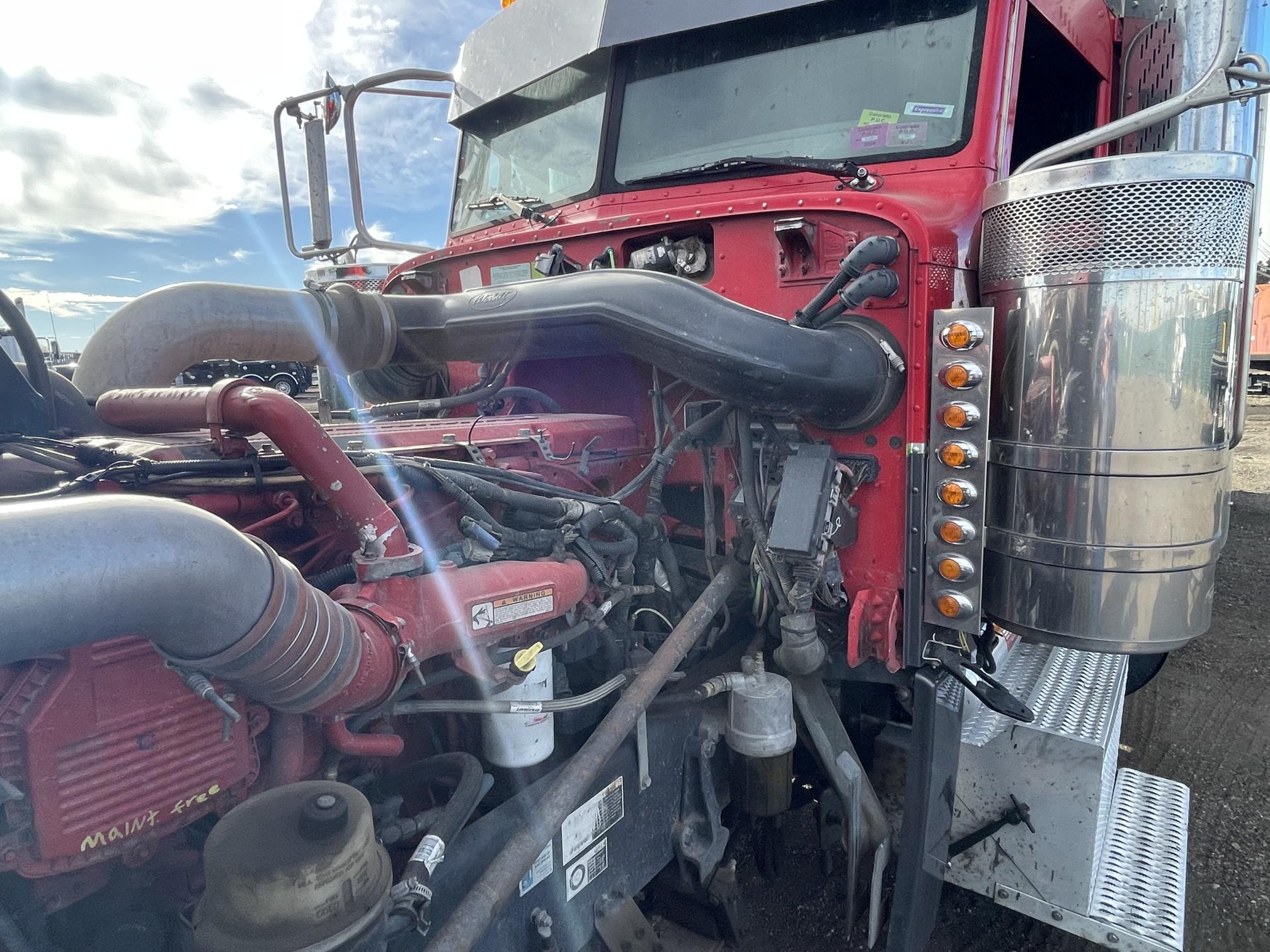 2012 PETERBILT 389 - Image 130